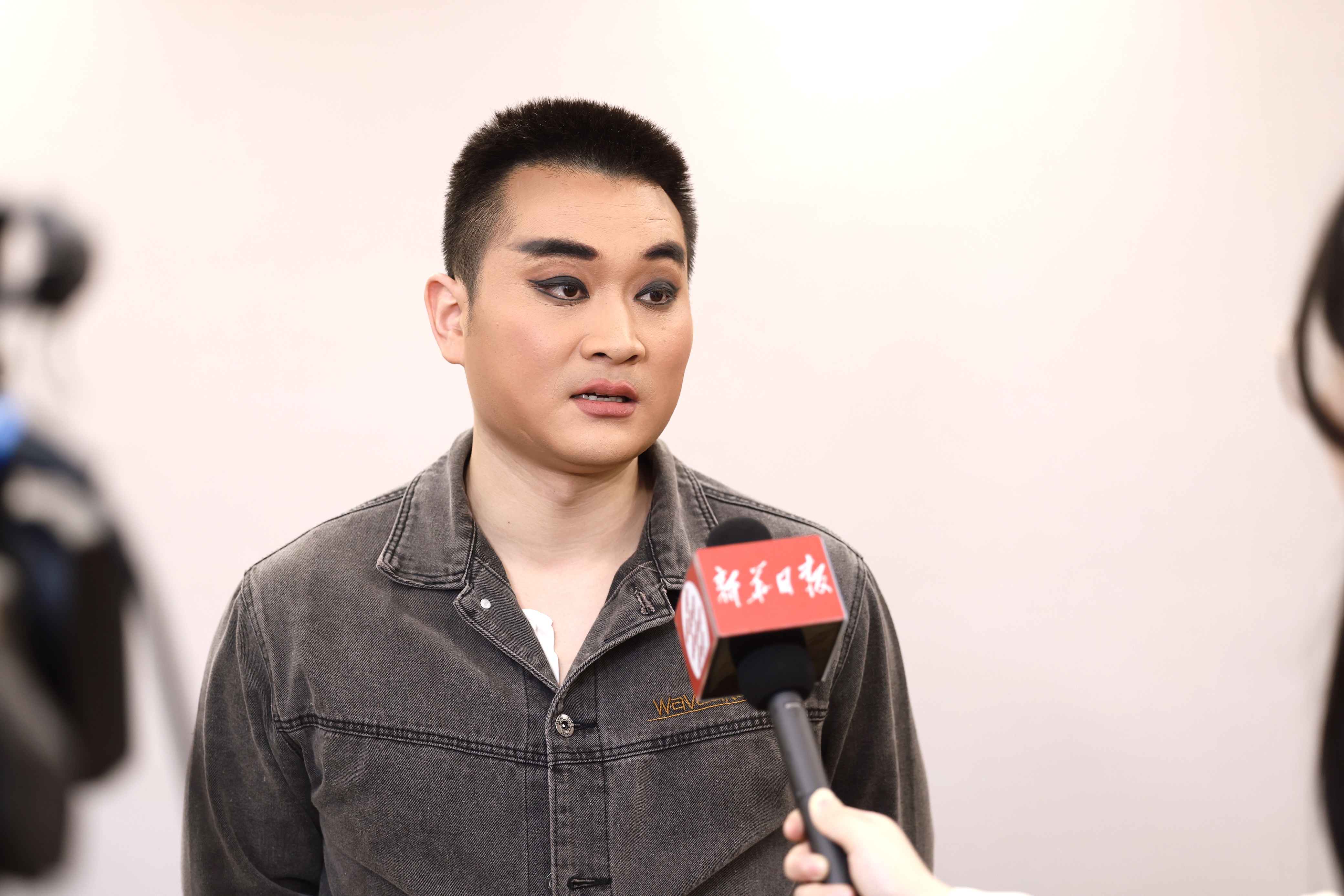 江苏省京剧院青年演员、剧中“祥子”的扮演者黄金朝 江苏省京剧院青年演员、剧中“祥子”的扮演者黄金朝